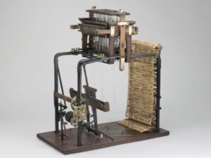 Jacquard's Loom - One of the early computing devices
